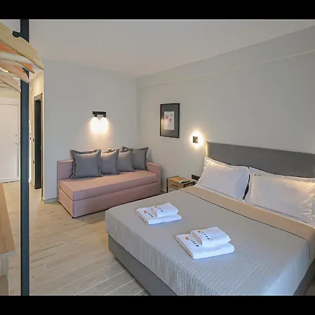 Lunar Apartahotel Skala Rachoni (Thasos)