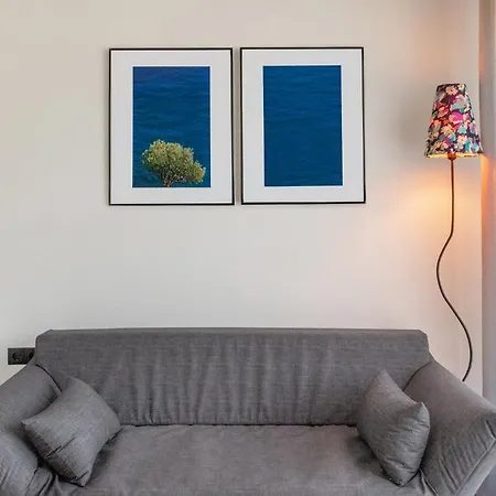 Lunar Aparthotel