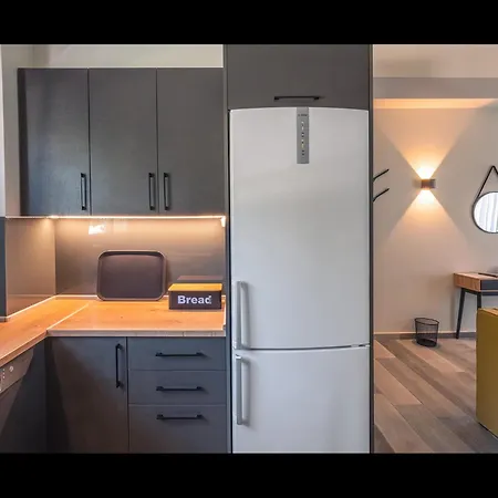 Apartahotel Lunar 4*