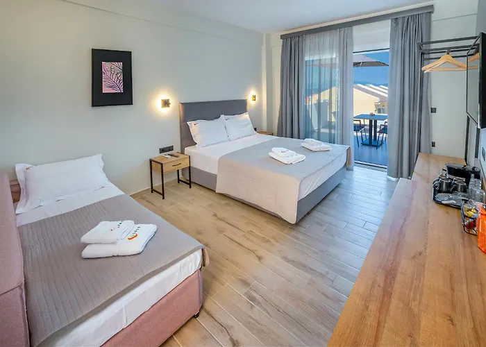 Lunar Hotel de apartamente