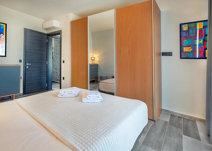 Lunar 4* Skala Rachoni (Thasos)