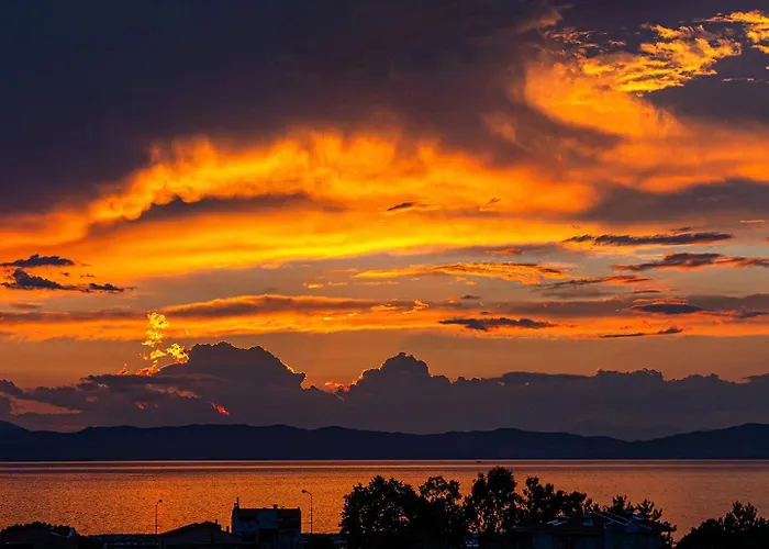 Lunar Hotel de apartamente